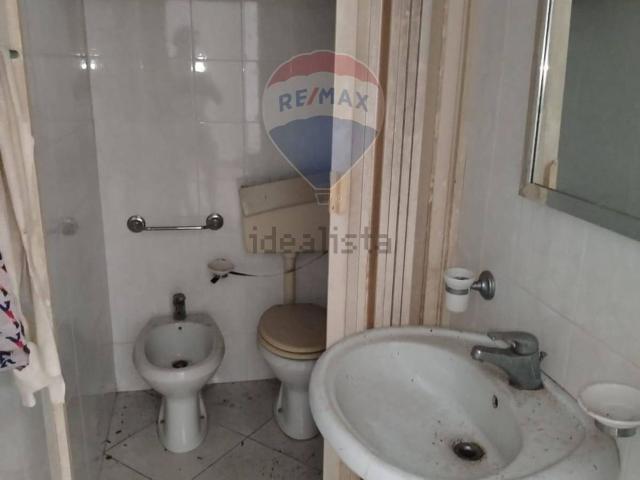Locale in vendita di 88 m² in Via Generale Cascino, 150