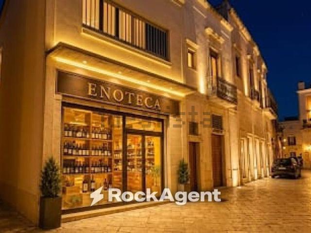 Locale in vendita di 88 m² in Via Lata, 90