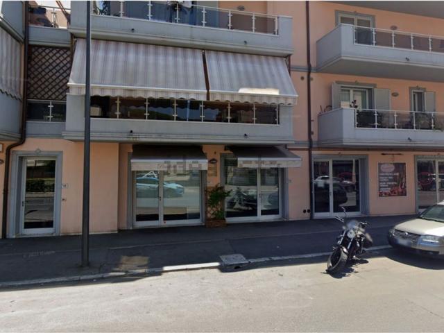 Locale in vendita di 88 m² in Viale Giuseppe Giusti, 67