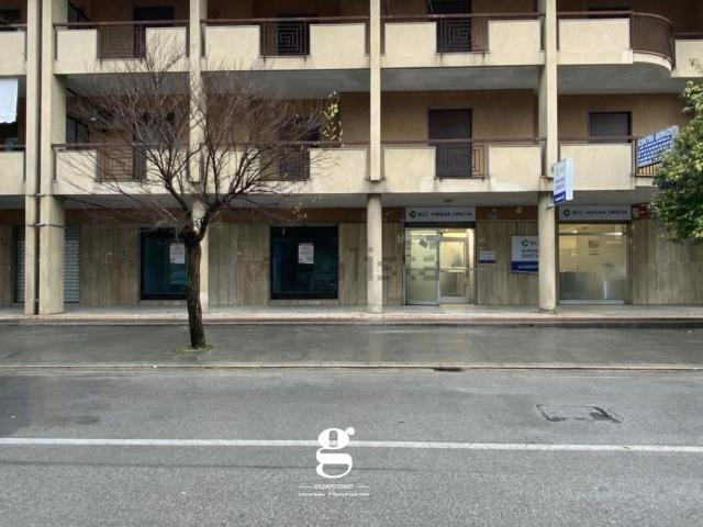 Locale in vendita di 89 m² in Via Velina