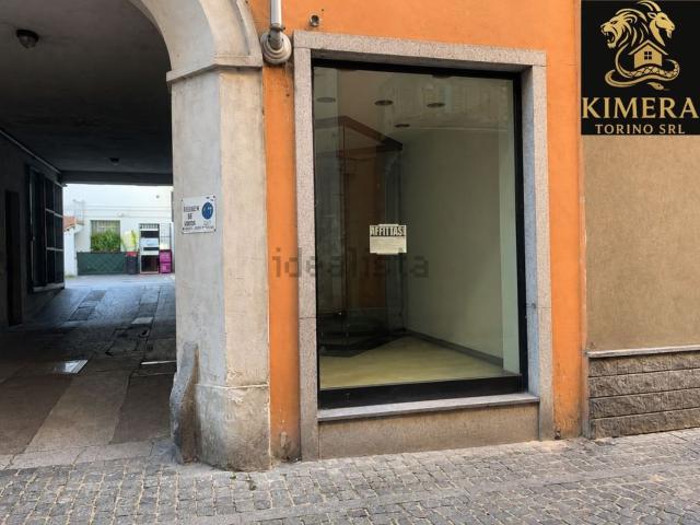 Locale in vendita di 89 m² in Via Roma, 11