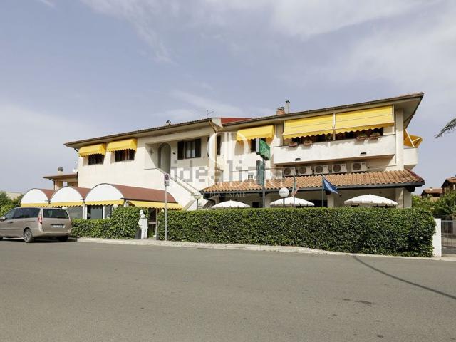 Locale in vendita di 900 m²