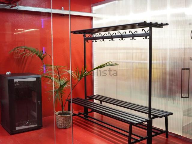 Locale in vendita di 900 m² in Via Bergamo