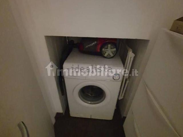 Locale in vendita di 90 m² in Piazza della Scala