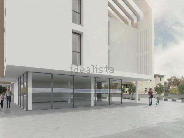 Locale in vendita di 90 m² in Piazza Enrico Zanella, 29