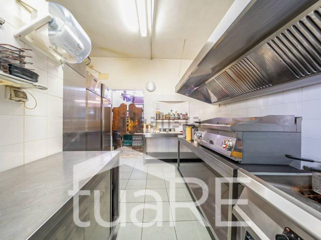 Locale in vendita di 90 m² in Via Antonio Pacinotti