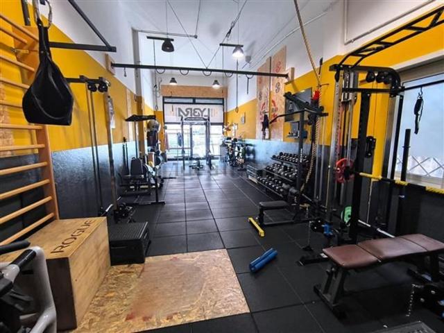 Locale in vendita di 90 m² in Via Giangiorgio Trissino