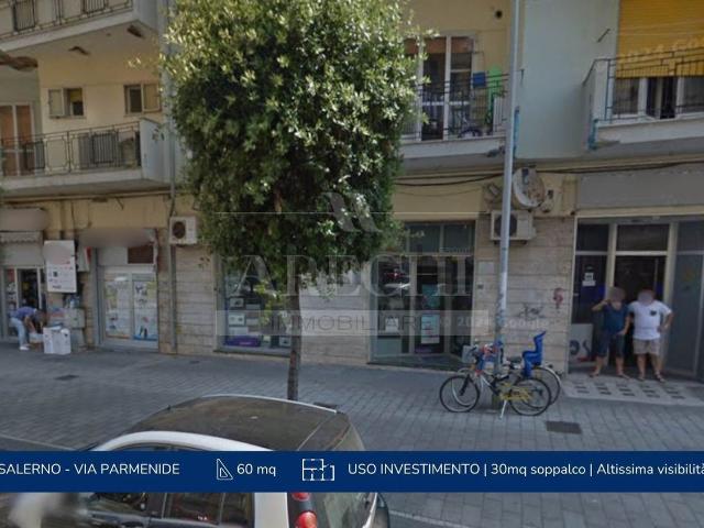 Locale in vendita di 90 m² in Via Parmenide