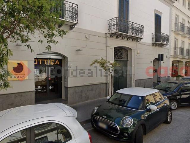 Locale in vendita di 90 m² in Via Pasquale Battistessa, 29