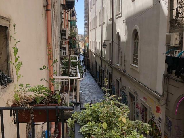 Locale in vendita di 90 m² in Via San Sebastiano, 18
