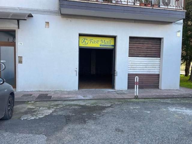 Locale in vendita di 90 m² in Viale della Resistenza