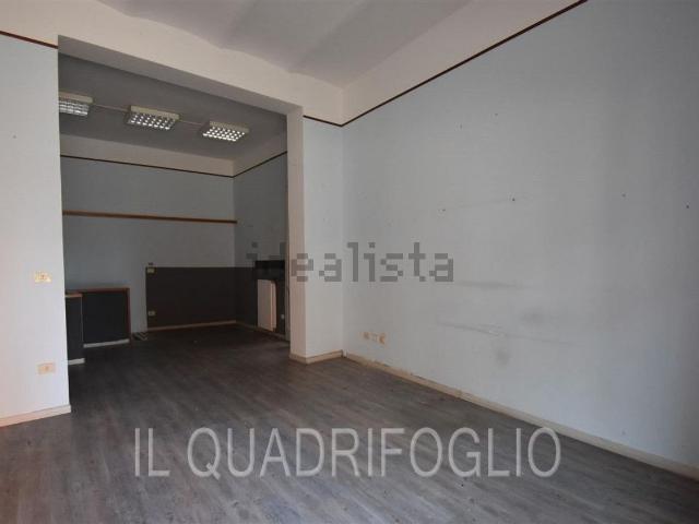 Locale in vendita di 90 m²