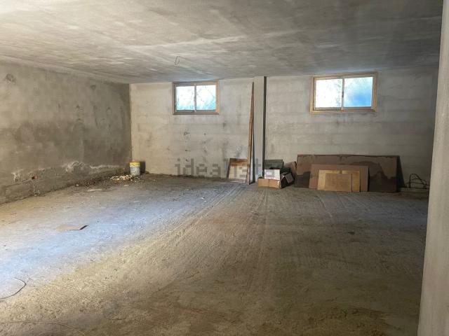 Locale in vendita di 90 m²