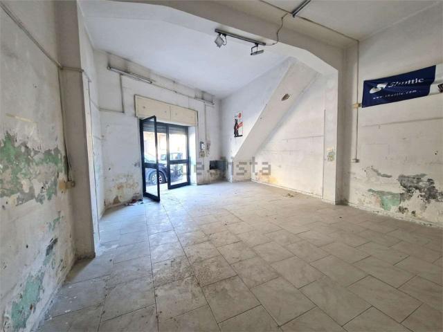 Locale in vendita di 90 m²