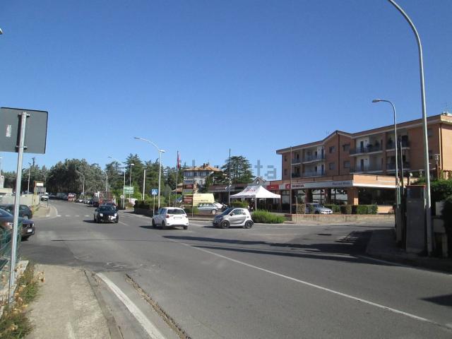 Locale in vendita di 90 m²