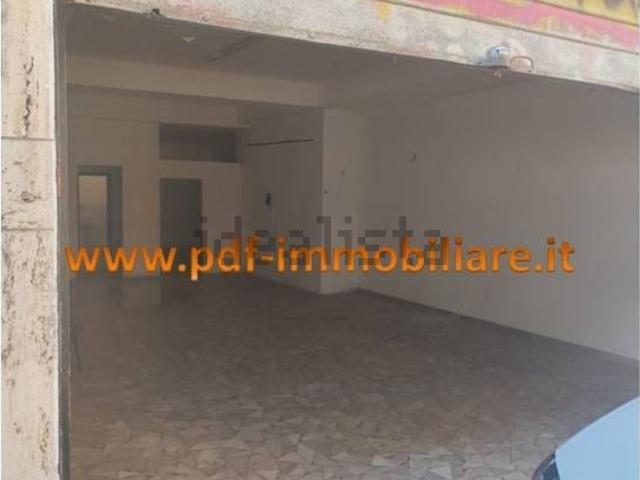 Locale in vendita di 90 m²