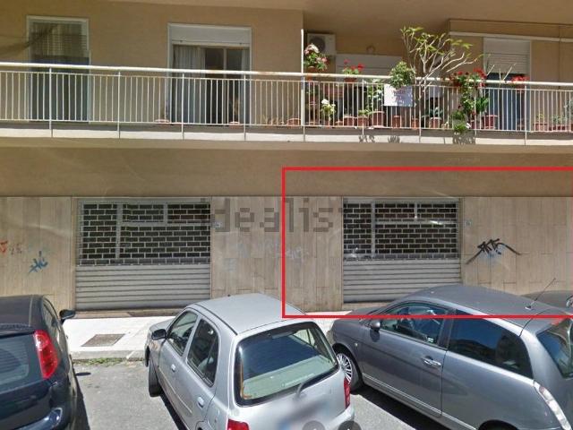 Locale in vendita di 91 m² in Via Tenente Siro Brigiano