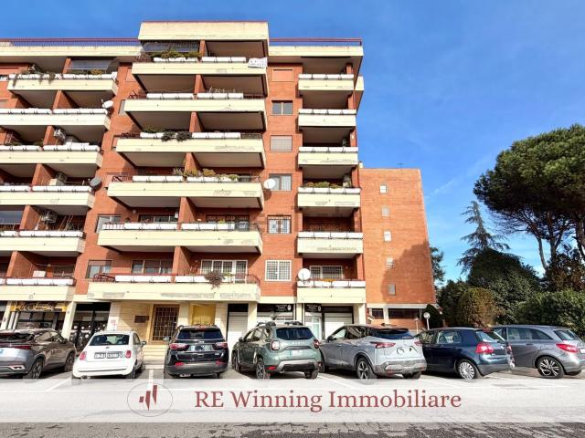 Locale in vendita di 91 m² in Via Pietro Nenni, 2