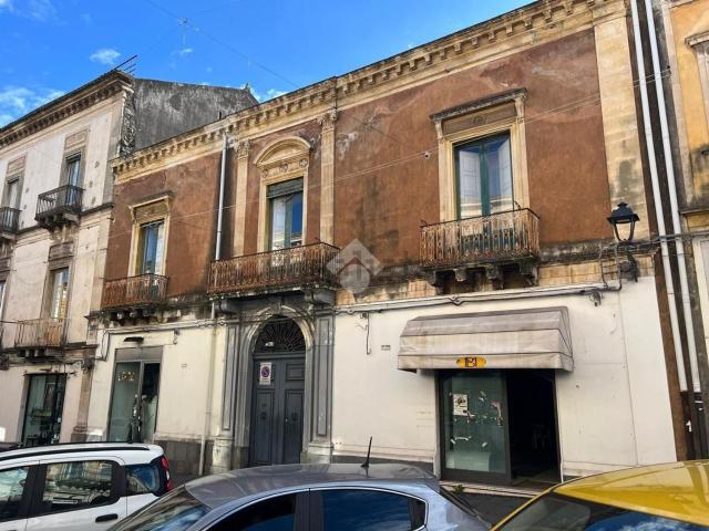 Locale in vendita di 97 m² in Corso Italia, 111