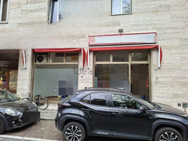 Locale in vendita di 97 m² in Via Girolamo Magnani, 4
