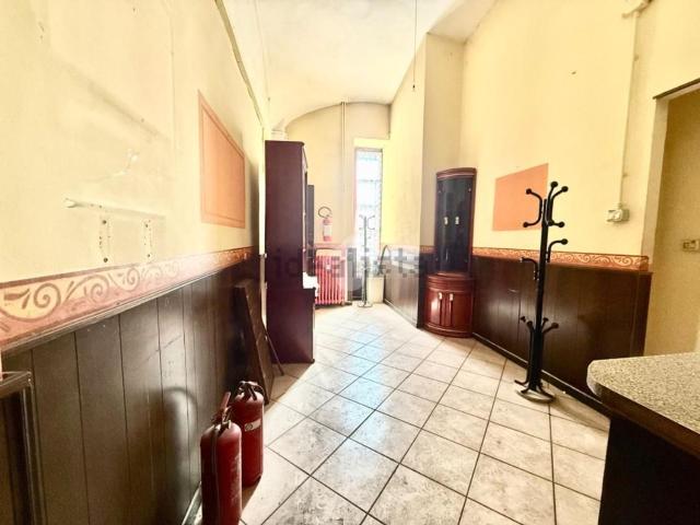 Locale in vendita di 94 m² in Via Martinetto, 12