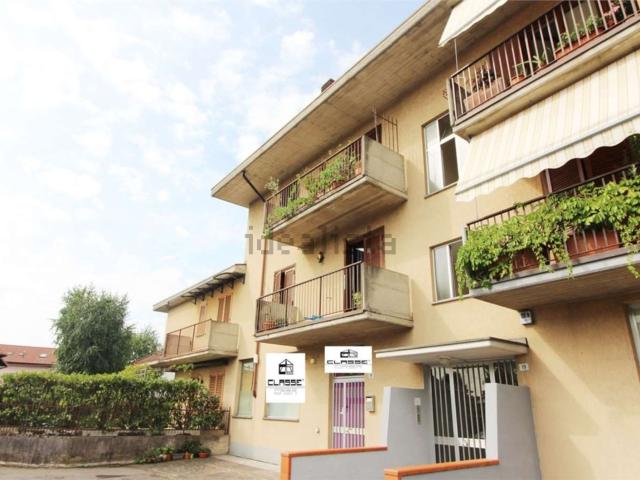 Locale in vendita di 95 m² in Piazza delle Ortensie