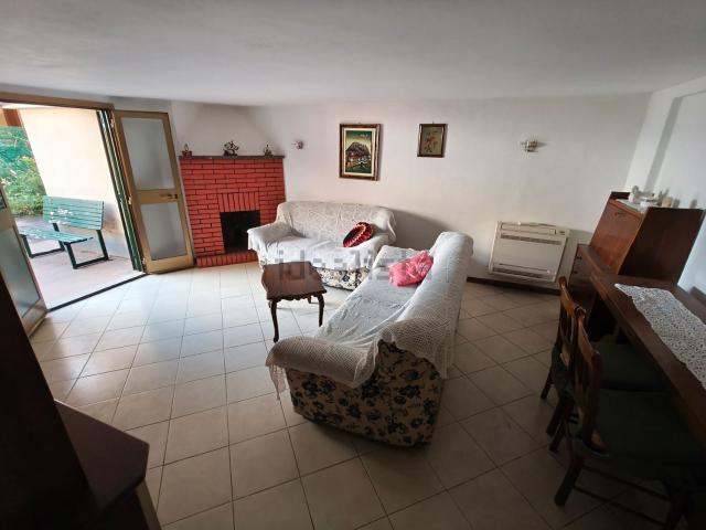 Locale in vendita di 95 m² in Via dell&apos Alberaccio, 233