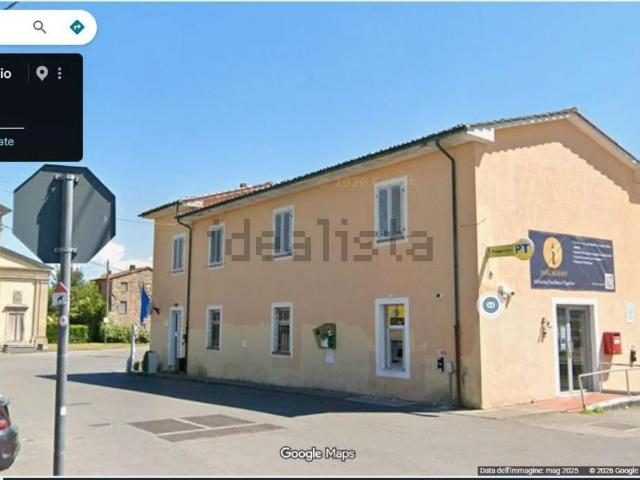 Locale in vendita di 95 m² in Via erbosa