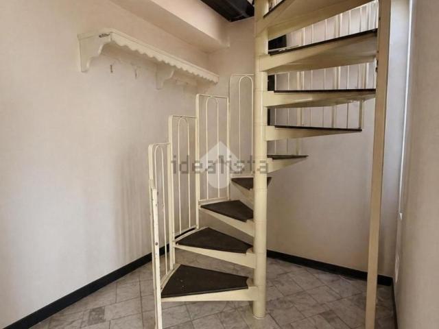 Locale in vendita di 95 m² in Via Giuseppe Garibaldi, 91