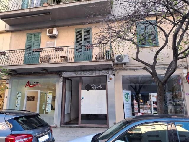 Locale in vendita di 95 m² in Via Giuseppe Sciuti, 94