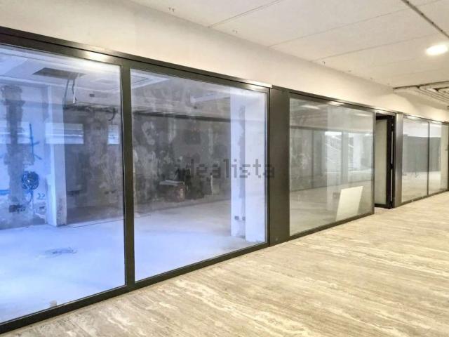 Locale in vendita di 95 m² in Viale Francesco Crispi