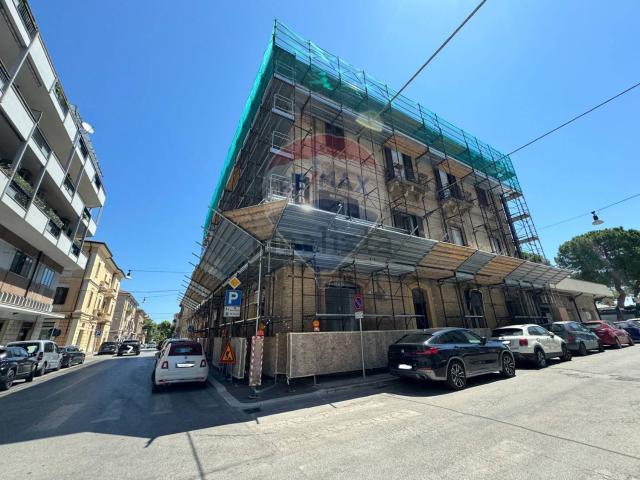 Locale in vendita di 96 m² in Via Gorizia, 15