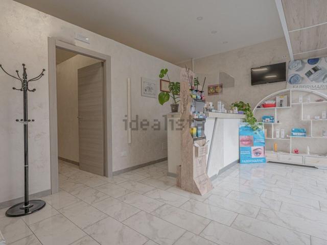 Locale in vendita di 98 m²