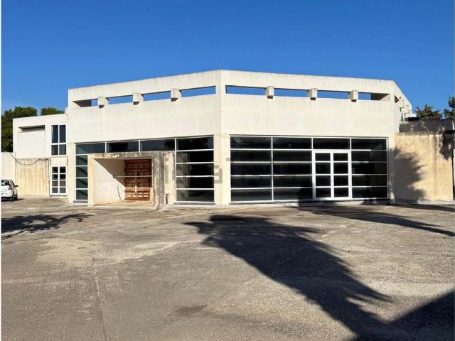 Locale in vendita di 990 m² in Contrada Bosco d&apos Alcamo, 288