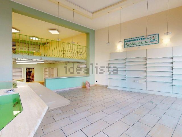 Locale in vendita di 99 m² in Via Eligio Porcu
