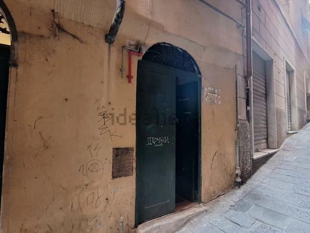Locale in vendita di 13 m² in Vico Salvaghi