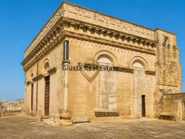 Locale in vendita di 400 m² in Via Umberto I, 71