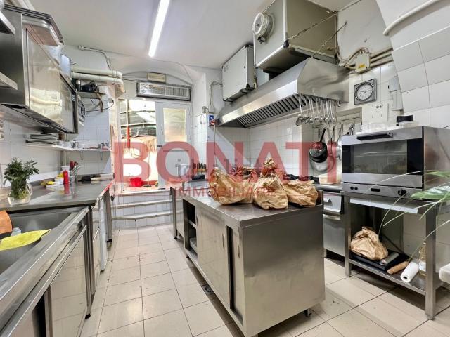 Locale in vendita di 100 m²