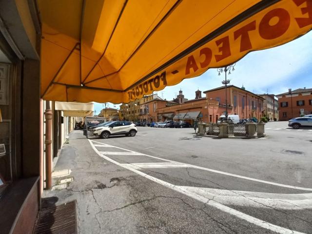 Locale in vendita di 100 m²