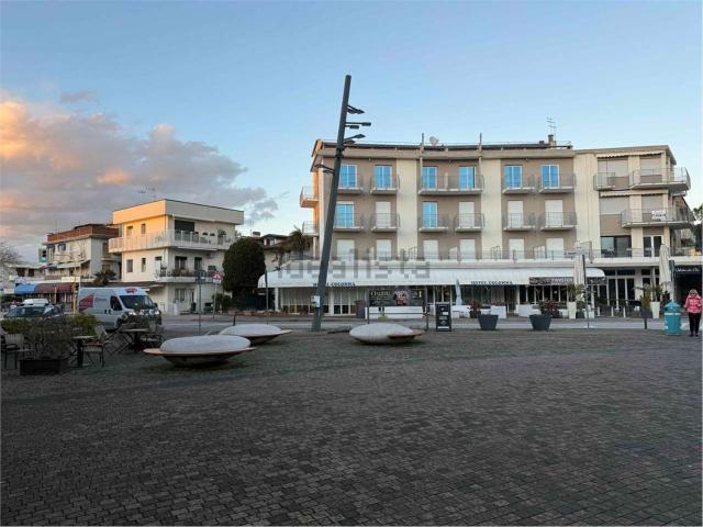 Locale in vendita di 100 m²