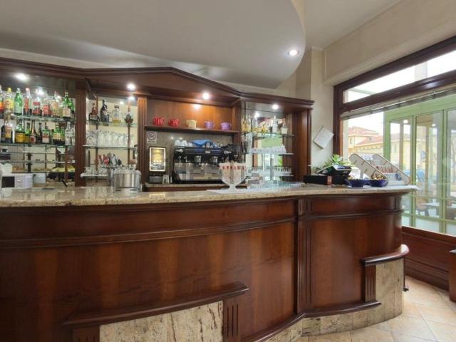 Locale in vendita di 100 m²