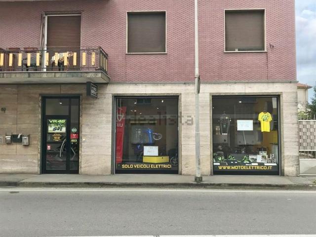 Locale in vendita di 100 m²