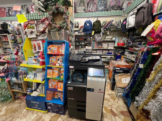 Locale in vendita di 100 m²
