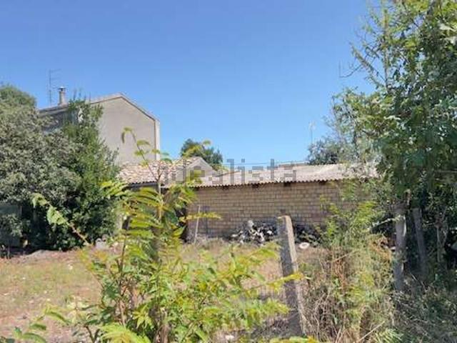 Locale in vendita di 100 m²