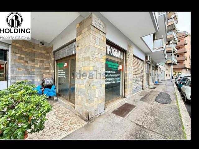 Locale in vendita di 100 m² in Via Graziano