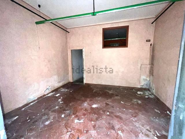 Locale in vendita di 100 m² in Via Guglielmo Marconi
