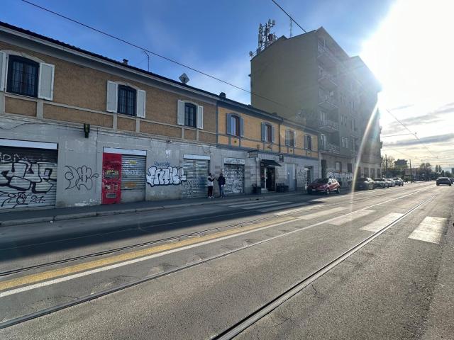 Locale in vendita di 100 m² in Via Lodovico Il Moro