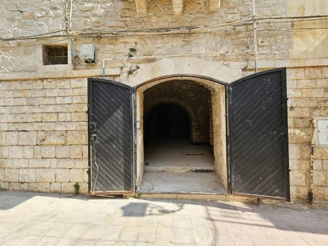 Locale in vendita di 100 m² in Via Napoleone