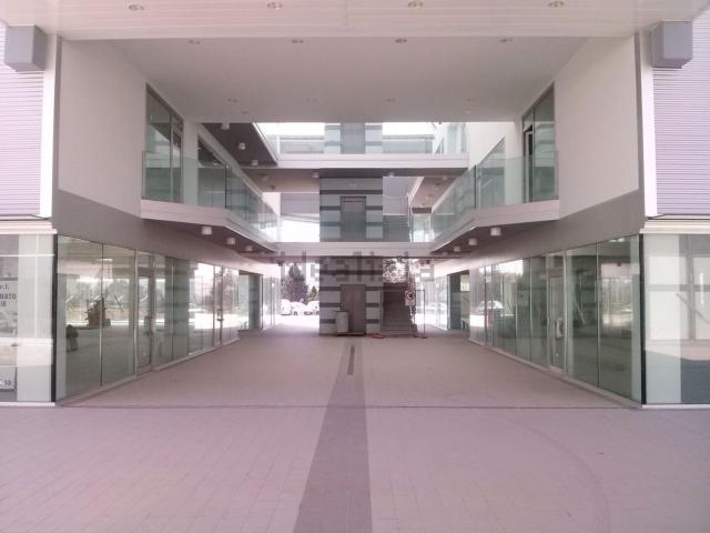 Locale in vendita di 135 m² in Via San Sebastiano