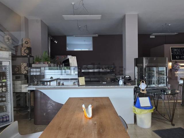 Locale in vendita di 100 m² in Via Sebastiano Caboto, 26